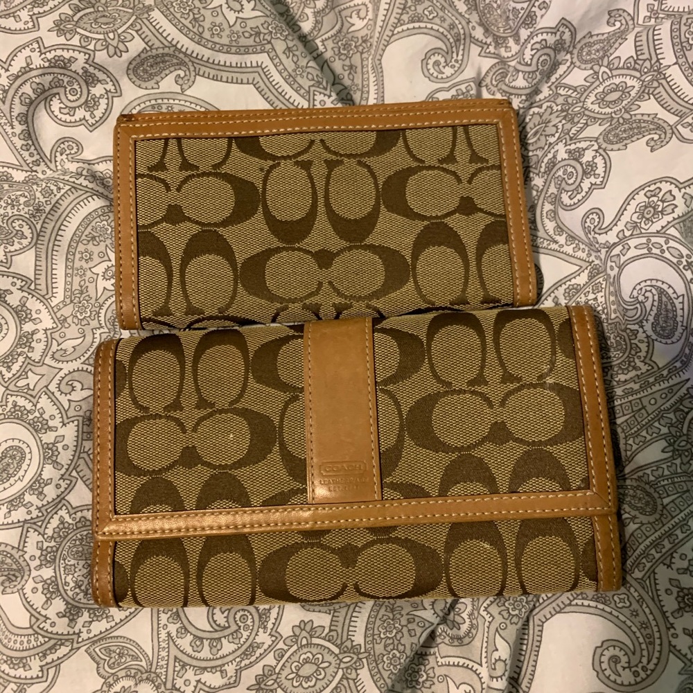 Coach wallet